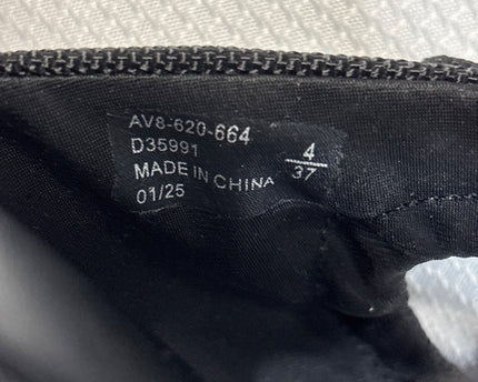 SH-01050-1491-3PSH8-001-brand_size_tag