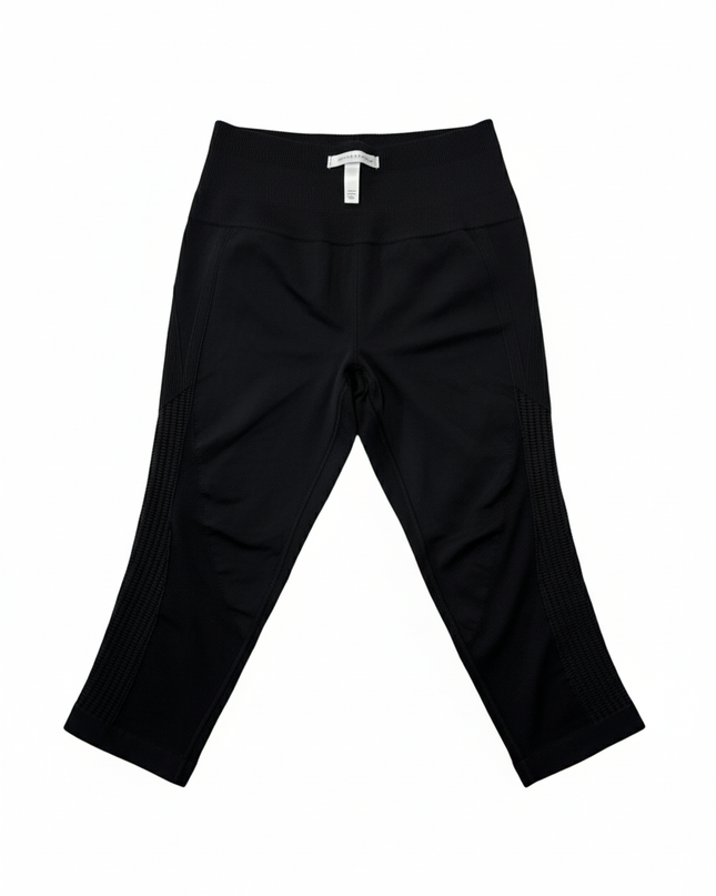 Lululemon Black Seamless Textured Capri Leggings