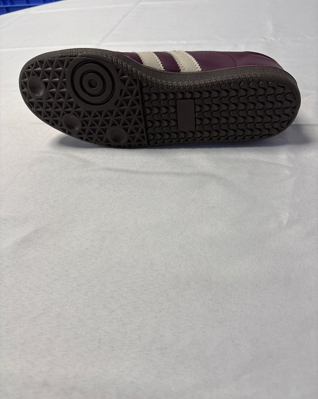Homiro Burgundy Three Stripe Low Top Sneakers