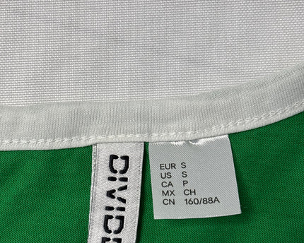 MC-05608-TSH-3PAJ3002-brand_tag