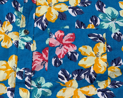 Old Navy Teal Floral Slim Fit Built-In Flex Short Sleeve Shirt