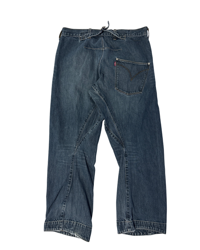 MC-05870-JNS-FKV004-back