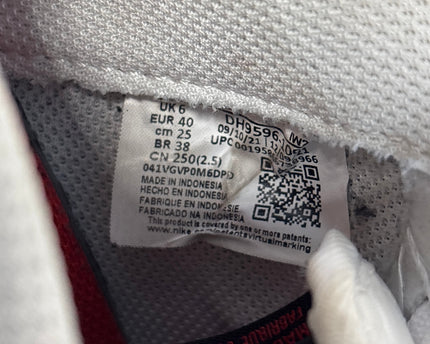 SH-00250-SNK-3PCT6002-brand_tag