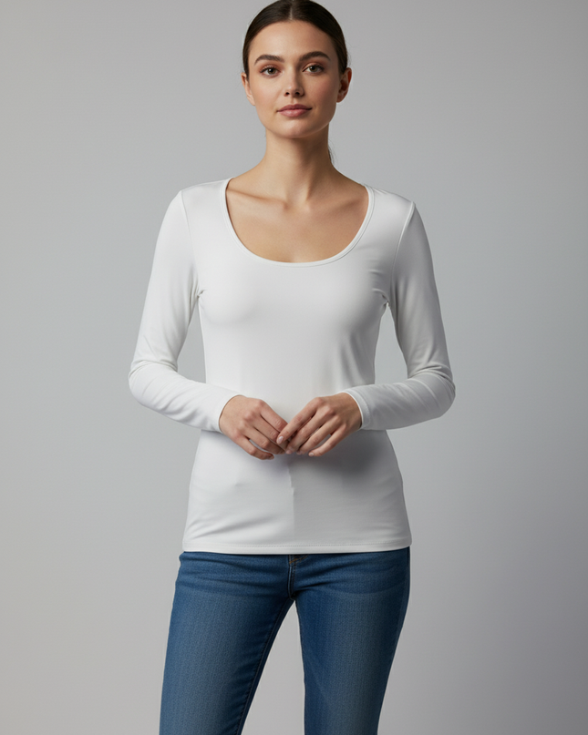 XOXO White Long Sleeve Scoop Neck Basic Top