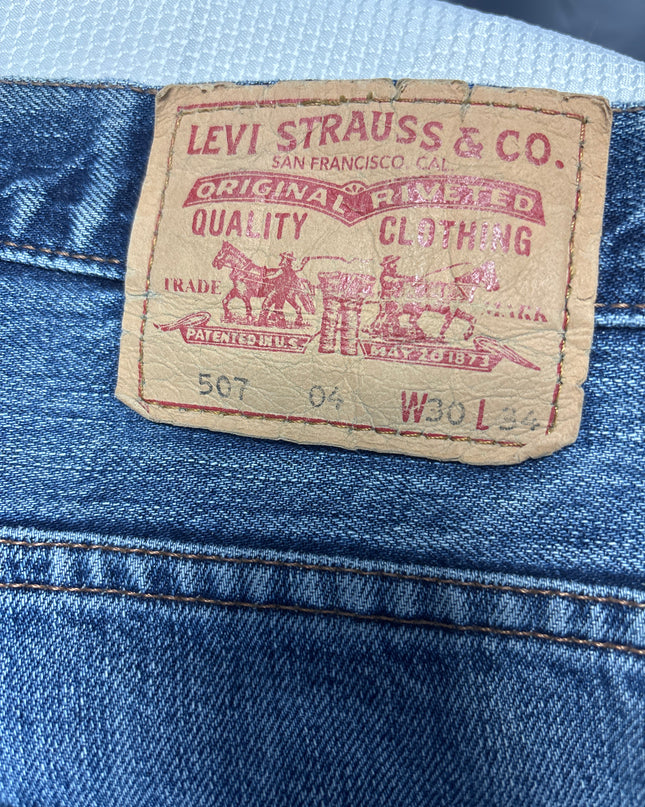 MC-06963-1313-CRCL-010-brand_tag
