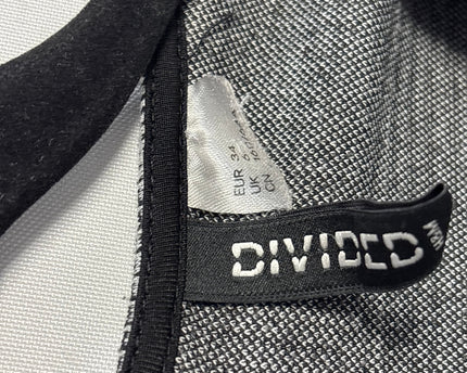 MC-08382-1344-3PZET1001-001-brand_tag