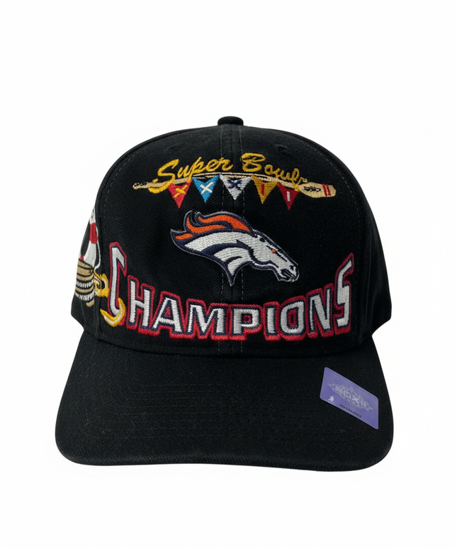Vintage Denver Broncos Super Bowl XXXII Champions Logo Athletic Snapback Cap