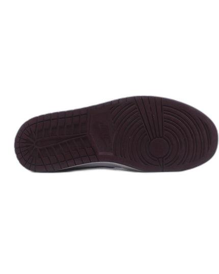 Nike Air Jordan Retro 1 High OG 'Bordeaux' Sneaker | EU 46